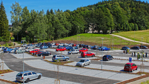 PARKOVIŠTĚ.jpg